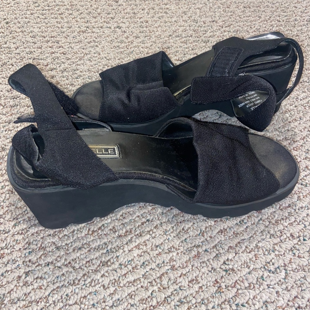 Women’s Sandals